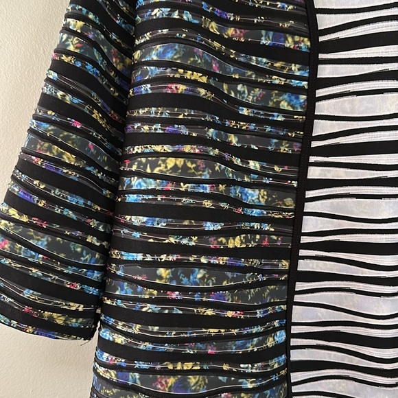 CLARA SUNWOO Abstract Open Front Bolero Textured Jacket Multicolor 3/4 Sleeve - Picture 3 of 9